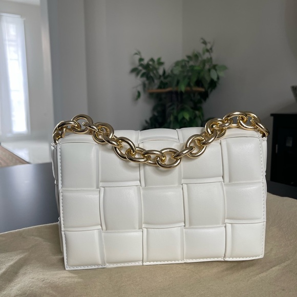 White shoulder bag - Picture 9 of 10